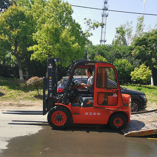張家港龍工倉儲叉車(chē)報價(jià)