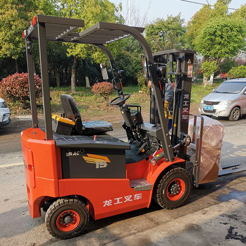 張家港龍工叉車(chē)租賃服務(wù)公司售后無(wú)憂(yōu)